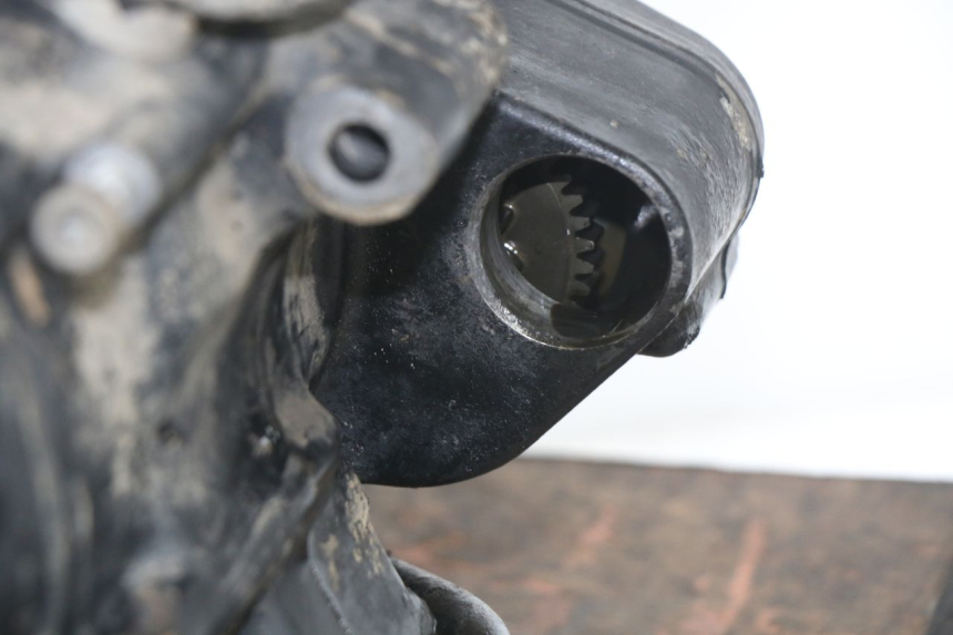 photo de MOTEUR YAMAHA TW 125 (1998 - 2002) - Gros plan technique