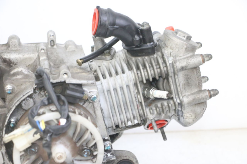 photo de MOTEUR PEUGEOT TWEET 4T 50 (2014 - 2019) - Vue rapprochée