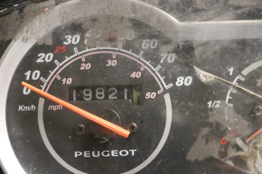 photo de MOTEUR PEUGEOT TWEET 4T 50 (2018 - 2022) - Zoom état d’usage