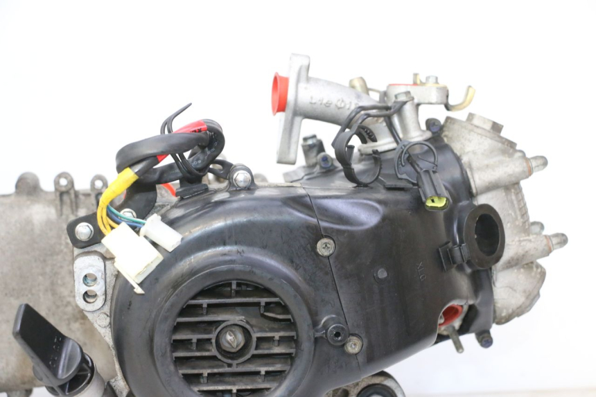 photo de MOTEUR PEUGEOT TWEET PRO EFI 4T 50 (2021 - 2022) - Inspection visuelle