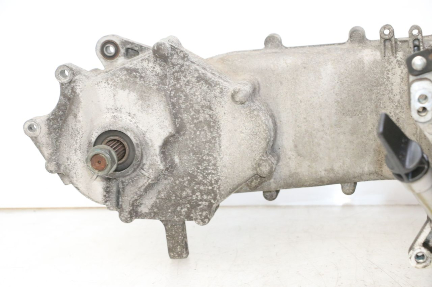 photo de MOTEUR PEUGEOT TWEET PRO EFI 4T 50 (2021 - 2022) - Angle alternatif