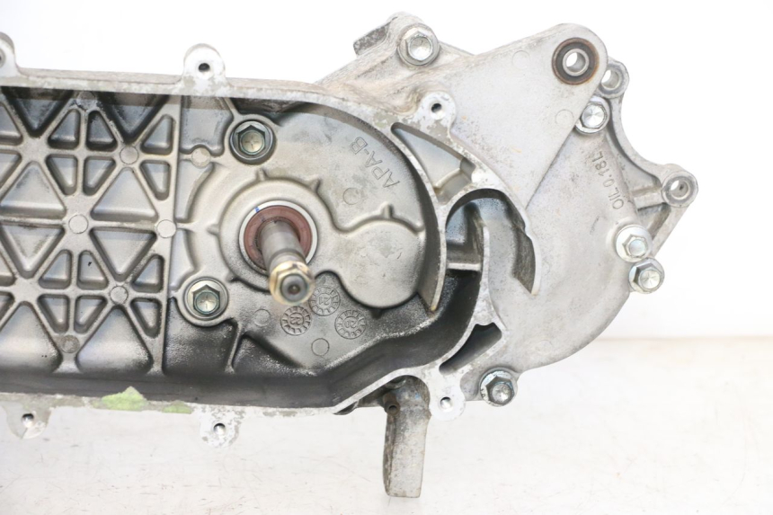 photo de MOTEUR PEUGEOT TWEET PRO EFI 4T 50 (2021 - 2022) - Gros plan technique