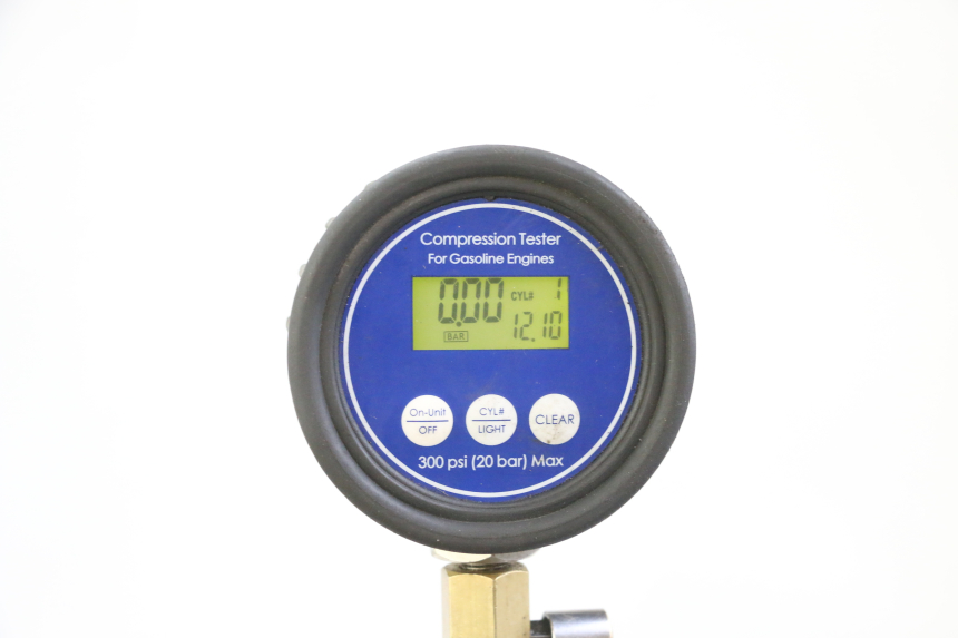 photo de MOTEUR SUZUKI UH BURGMAN 125 (2002 - 2006) - Aperçu profil