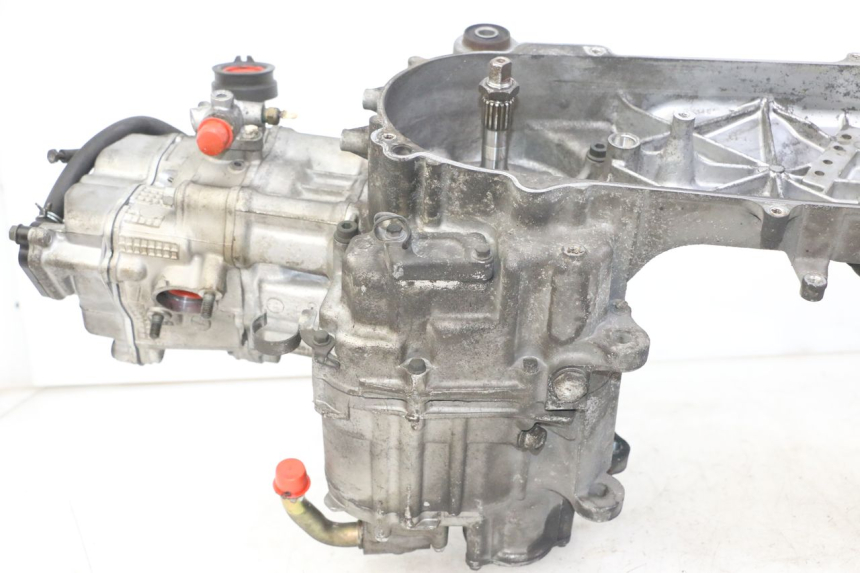 photo de MOTEUR SUZUKI UH BURGMAN 125 (2002 - 2006) - Gros plan technique