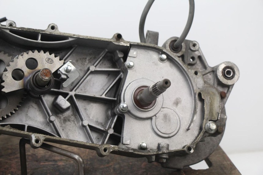 photo de MOTEUR REVATTO URBA GT 125 (2007 - 2017) - Marquages et références