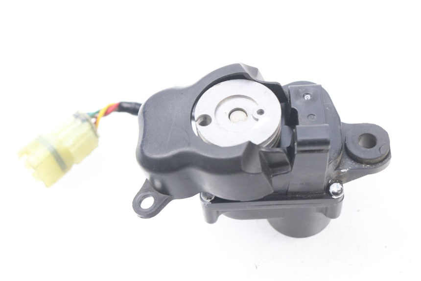 photo de MOTEUR VALVE ECHAPPEMENT HONDA CBR RR FIREBLADE 1000 (2006 - 2007) - Détail de la pièce