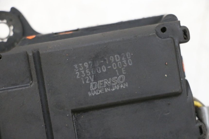 photo de MOTEUR VALVE ECHAPPEMENT SUZUKI GSXR GSX-R 1000 (2003 - 2004) - Zoom état d’usage