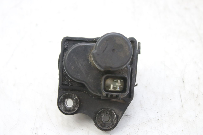 photo de VALVE D'ÉCHAPPEMENT DU MOTEUR YAMAHA YZF R1 1000 (2007 - 2008) - Zoom état d’usage