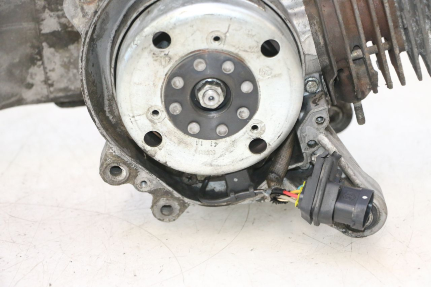 photo de MOTEUR PIAGGIO VESPA LX 2T 50 (2005 - 2013) - Vue principale