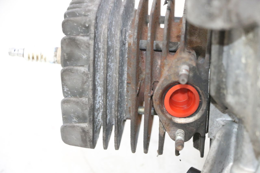 photo de MOTEUR PIAGGIO VESPA LX 2T 50 (2005 - 2013) - Gros plan technique