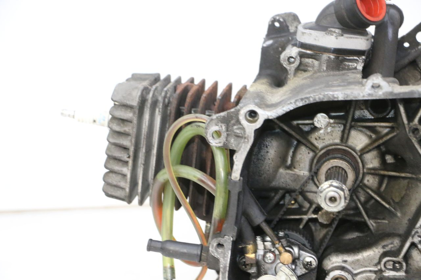 photo de MOTEUR PIAGGIO VESPA S 2T 50 (2007 - 2014) - Angle alternatif