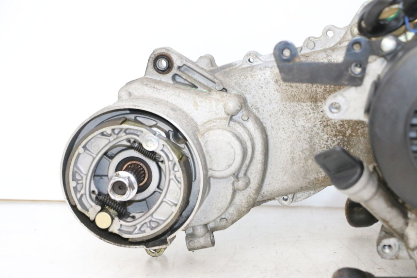 photo de MOTEUR GTS VICI 4T 50 (2020 - 2025) - Aperçu profil