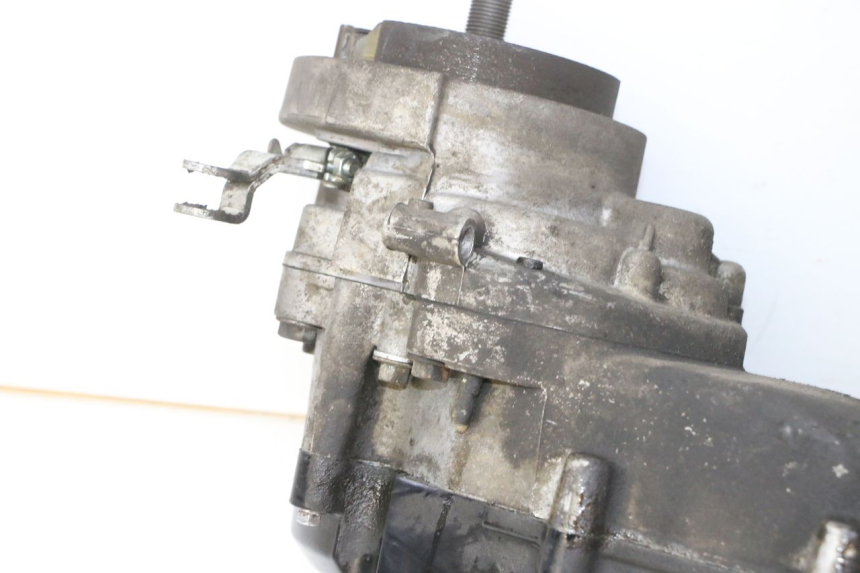 photo de MOTEUR PEUGEOT VIVACITY NEW 4T 50 (2008 - 2017) - Gros plan technique