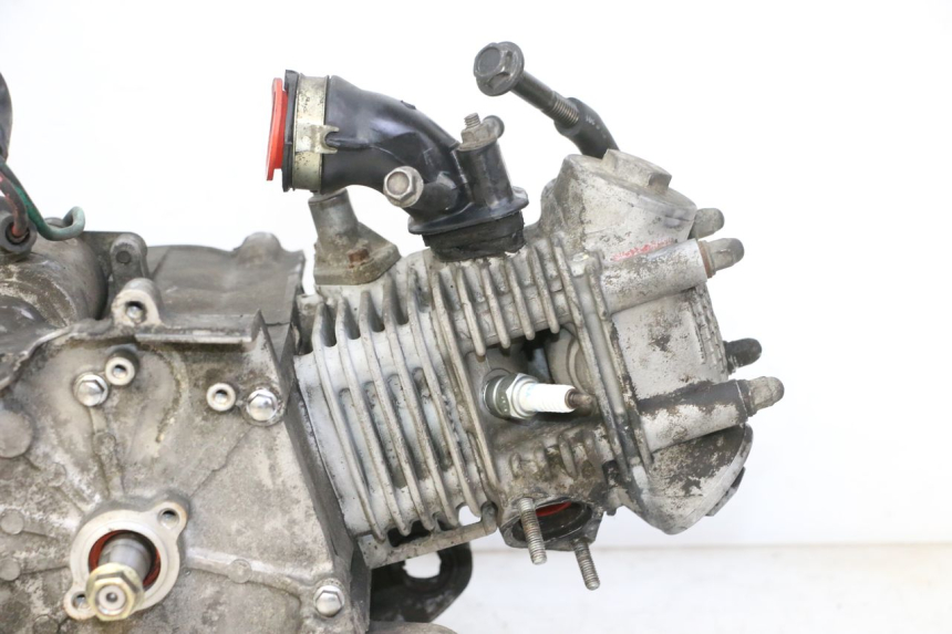 photo de MOTEUR PEUGEOT VIVACITY NEW 4T 50 (2008 - 2017) - Détail de la pièce