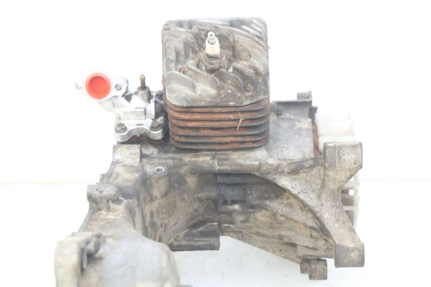 photo de MOTEUR PEUGEOT VIVACITY 50 (1998 - 2003) - État de surface