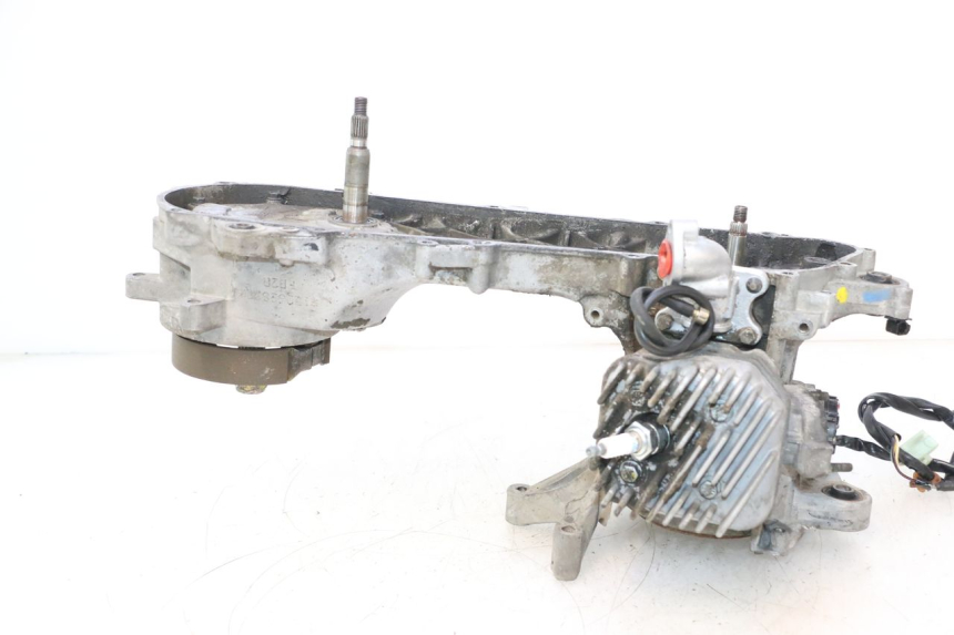 photo de MOTEUR PEUGEOT VIVACITY 50 (2004 - 2009) - Vue d’ensemble