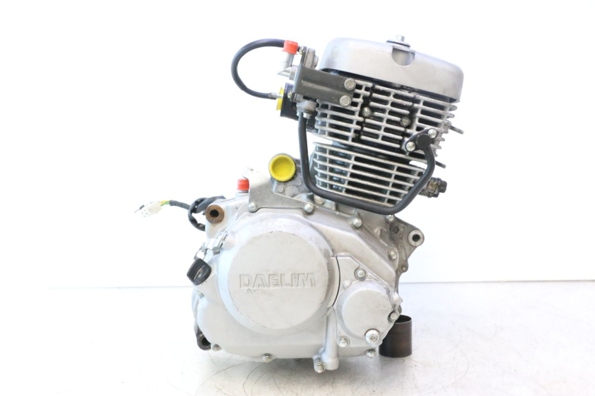 photo de MOTEUR DAELIM VJ ROADWIN 125 (2004 - 2007) - Vue principale