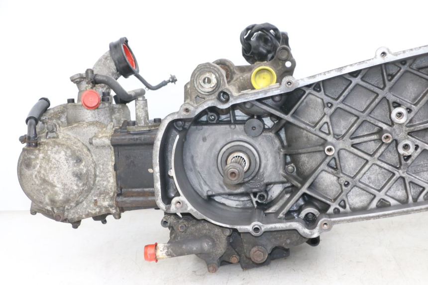 photo de MOTEUR YAMAHA X-MAX XMAX 250 (2006 - 2009) - Zoom composants