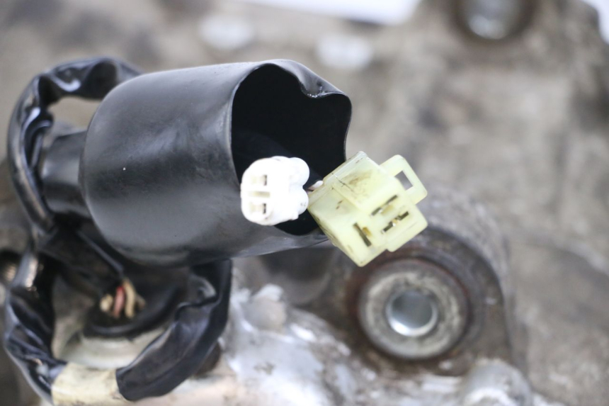 photo de MOTEUR YAMAHA X-MAX XMAX 250 (2006 - 2009) - État de surface