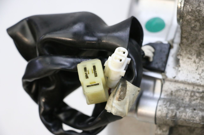 photo de MOTEUR YAMAHA XMAX X-MAX 125 (2006 - 2009) - Zoom composants