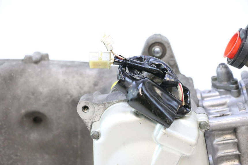 photo de MOTEUR YAMAHA XMAX X-MAX 125 (2006 - 2009) - Inspection visuelle
