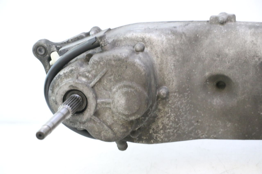 photo de MOTEUR YAMAHA XMAX X-MAX 125 (2006 - 2009) - Angle alternatif