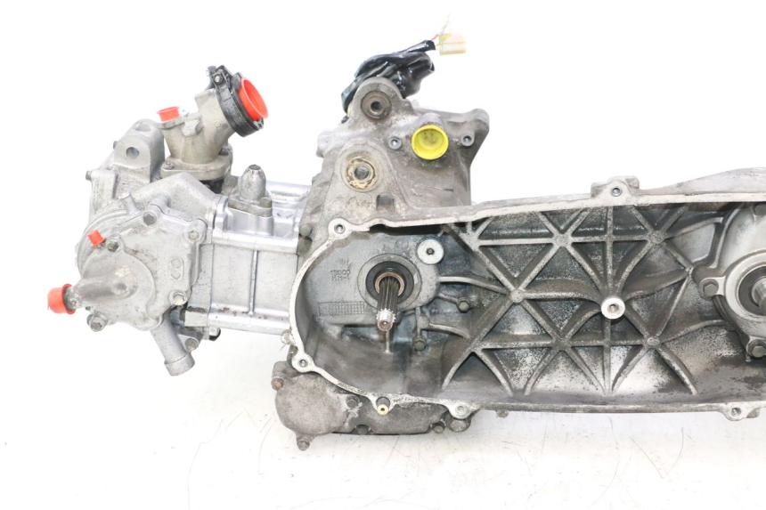 photo de MOTEUR YAMAHA XMAX X-MAX 125 (2006 - 2009) - Vue d’ensemble
