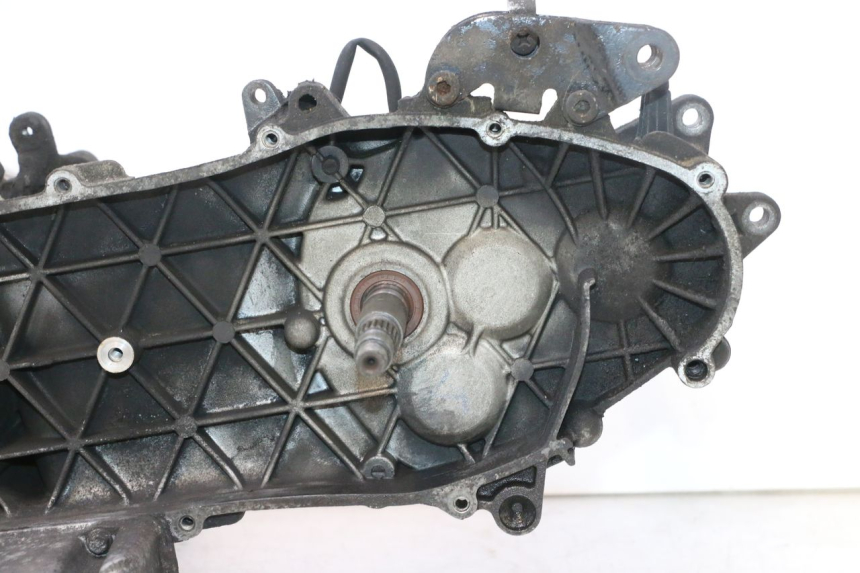 photo de MOTEUR PIAGGIO X9 AMALFI 180 (2000 - 2003) - Autre angle de vue