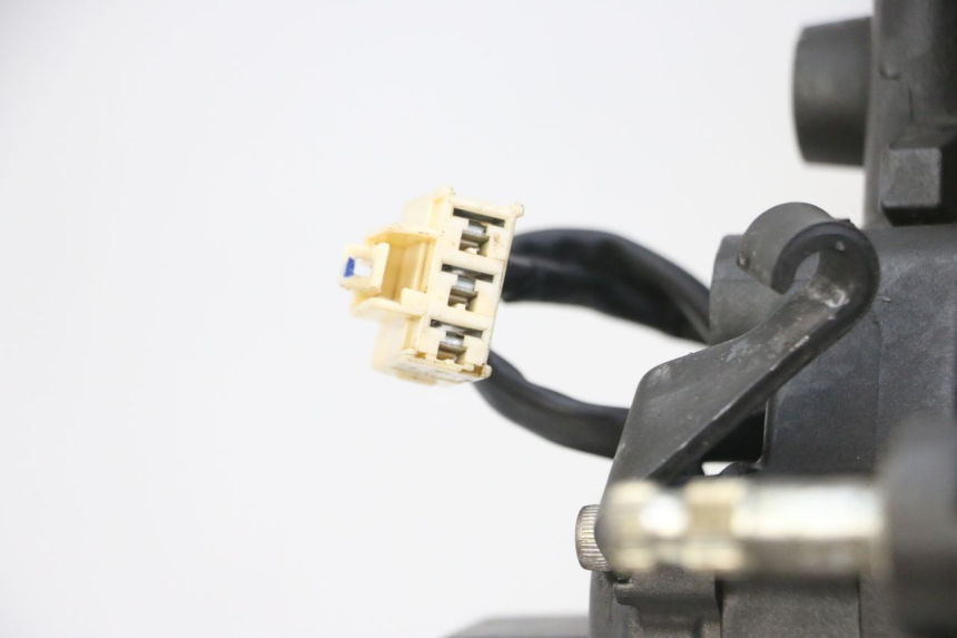 photo de MOTEUR YAMAHA XJ6 ABS 600 (2008 - 2016) - Angle alternatif