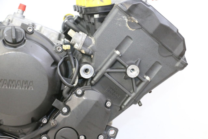 photo de MOTEUR YAMAHA XJ6 ABS 600 (2008 - 2016) - Zoom qualité