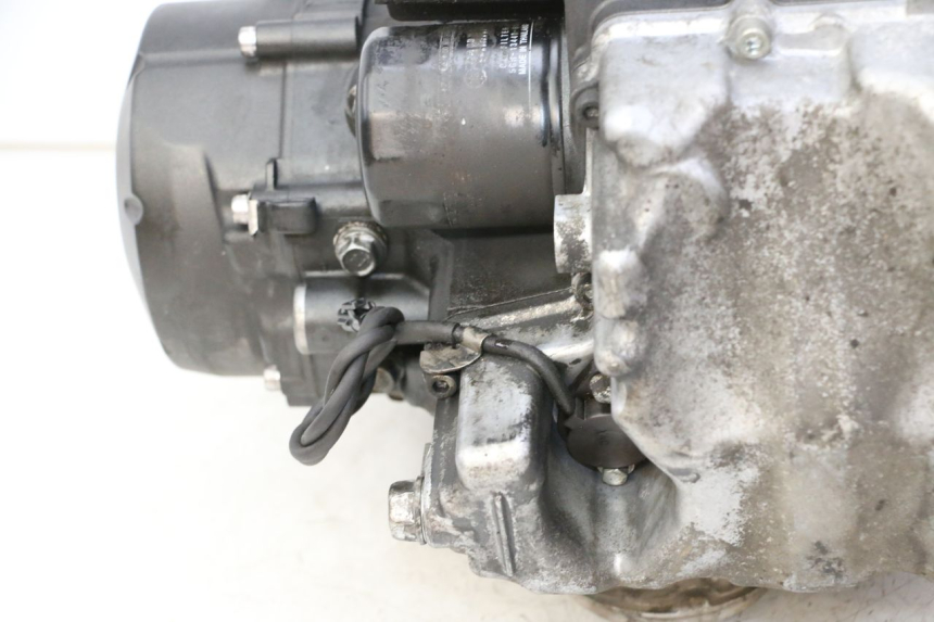 photo de MOTEUR YAMAHA XJ6 ABS 600 (2008 - 2016) - Zoom état d’usage