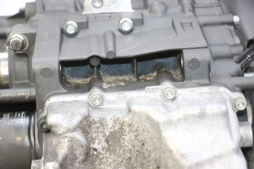 photo de MOTEUR YAMAHA XJ6 ABS 600 (2008 - 2016) - Autre angle de vue