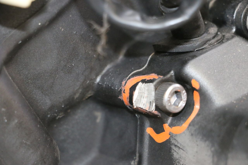 photo de MOTEUR YAMAHA XJ6 ABS 600 (2008 - 2016) - Gros plan technique