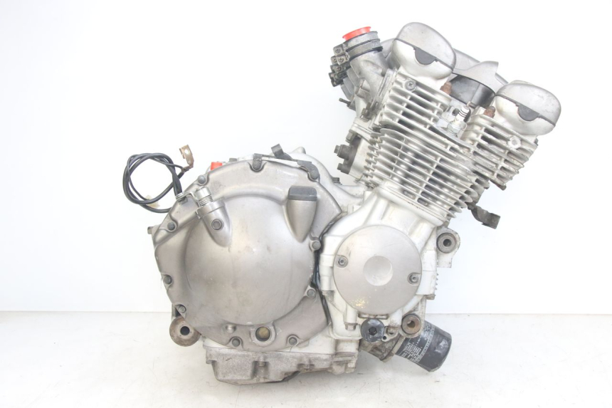 photo de MOTEUR YAMAHA XJN DIVERSION 600 (2000 - 2003) - Détails caractéristiques