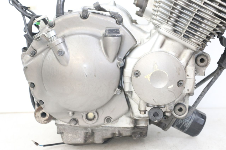 photo de MOTEUR YAMAHA XJS DIVERSION 600 (1997 - 1999) - Vue rapprochée