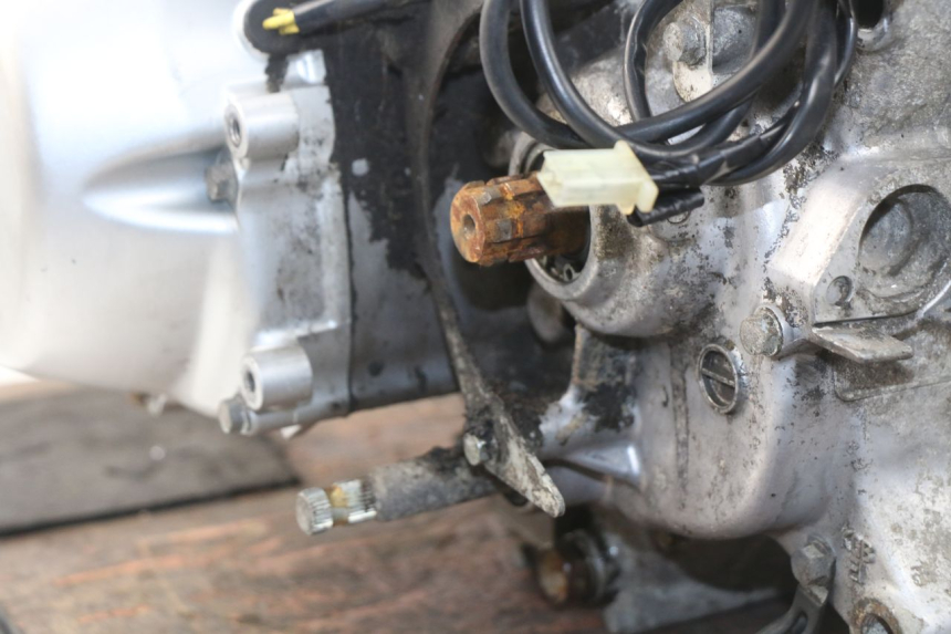 photo de MOTEUR HONDA XLV VARADERO 125 (2000 - 2006) - Points de fixation