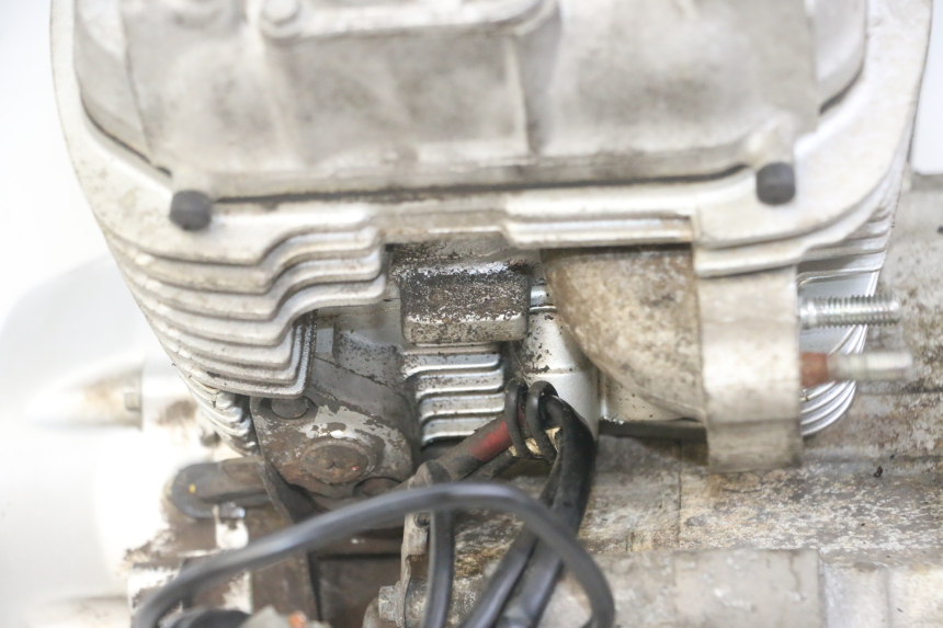 photo de MOTEUR HONDA XLV VARADERO 125 (2000 - 2006) - Angle alternatif