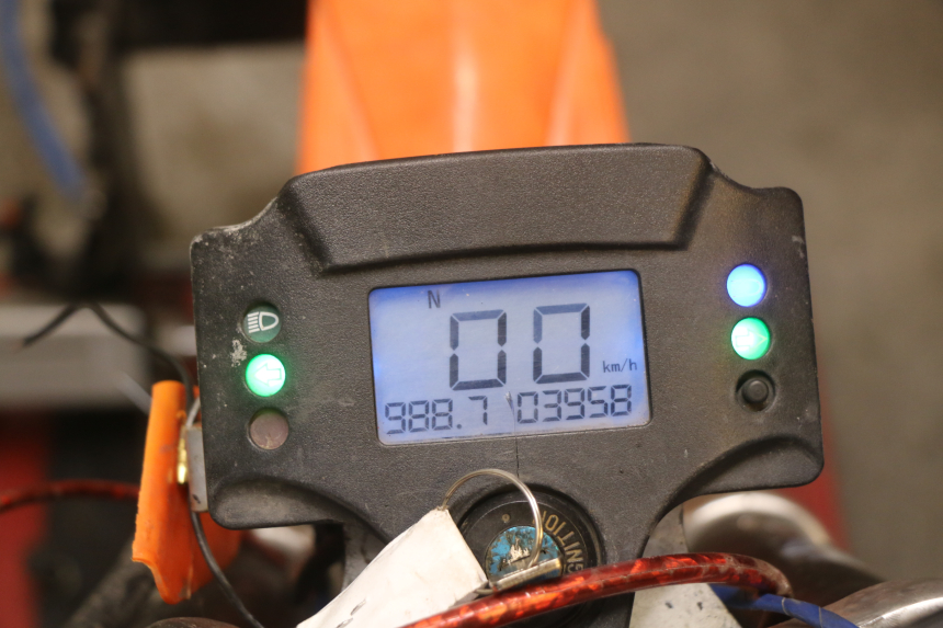 photo de MOTEUR ZHEJIANG XMOTOS XB-81 50 - Inspection visuelle