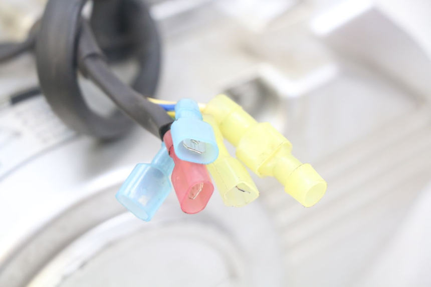 photo de MOTEUR ZHEJIANG XMOTOS XB-81 50 - État de surface