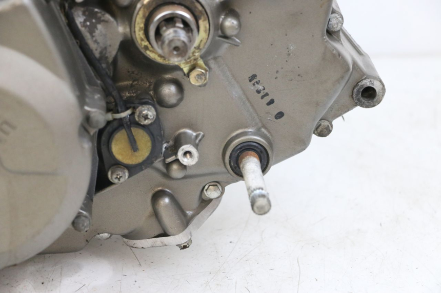 photo de MOTEUR HYOSUNG XRX 125 (2000 - 2008) - Zoom composants