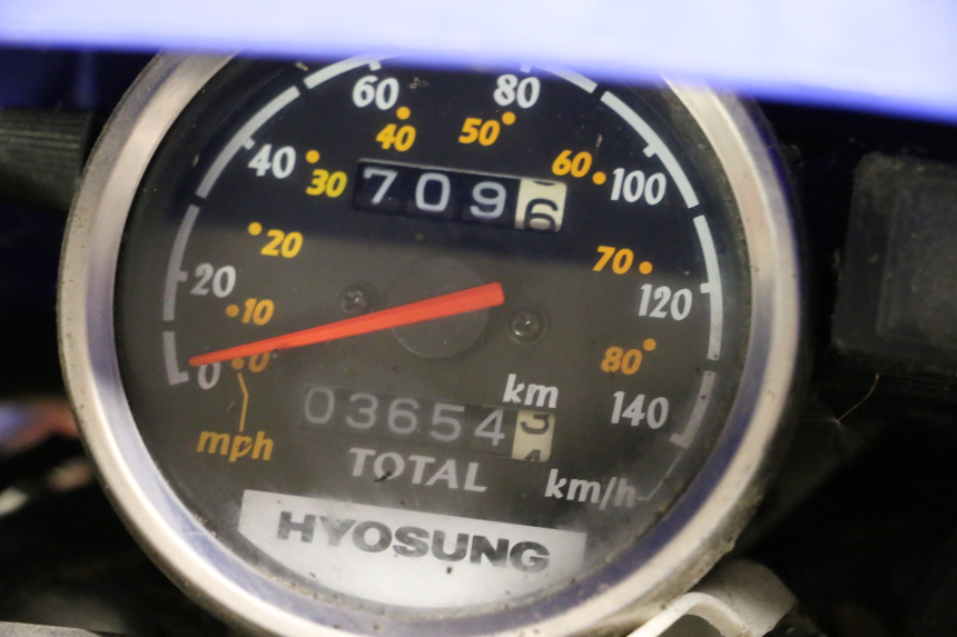 photo de MOTEUR HYOSUNG XRX 125 (2000 - 2008) - Focus structure