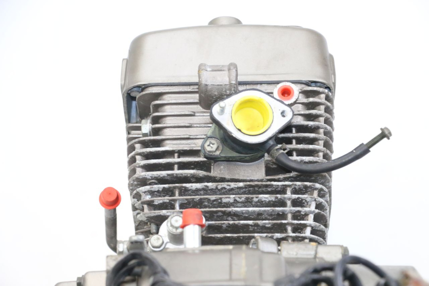 photo de MOTEUR HYOSUNG XRX 125 (2000 - 2008) - Vue d’ensemble