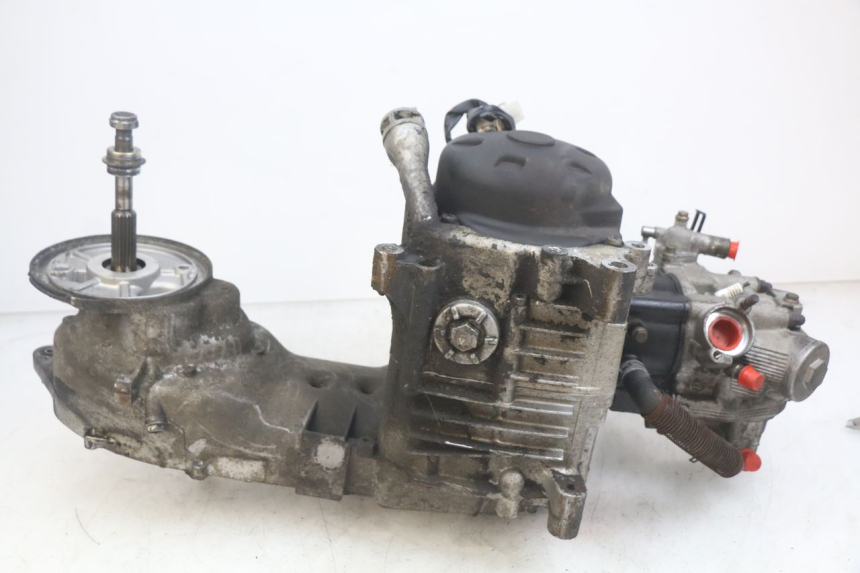 photo de MOTEUR YAMAHA YP MAJESTY 125 (2007 - 2010) - Gros plan technique