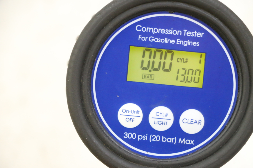 photo de MOTEUR YAMAHA YP MAJESTY 125 (2002 - 2006) - Aperçu profil