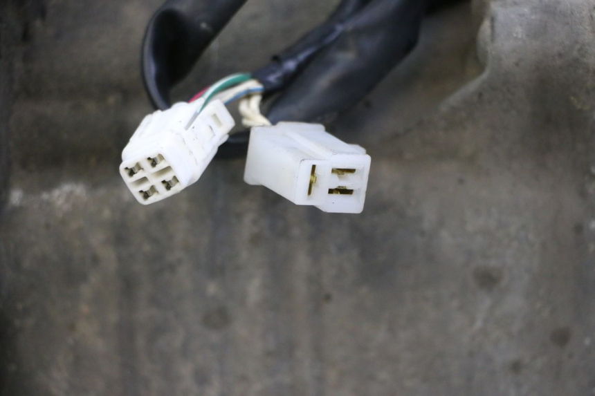 photo de MOTEUR YAMAHA YP MAJESTY 125 (2002 - 2006) - Gros plan technique