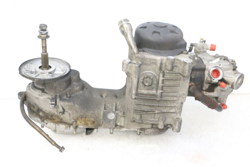 photo de MOTEUR YAMAHA YP MAJESTY 125 (2007 - 2010) - État de surface