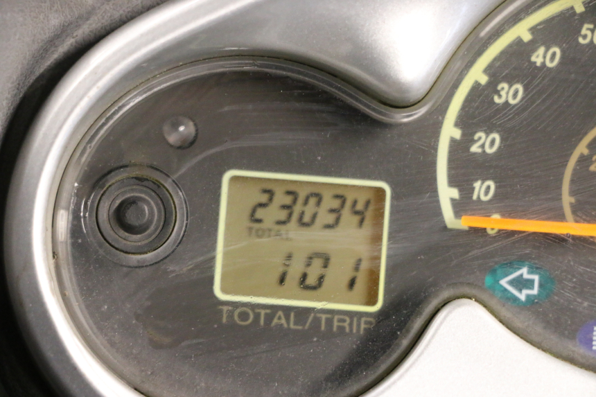 photo de MOTEUR YAMAHA YP MAJESTY 125 (2002 - 2006) - Détail de la pièce