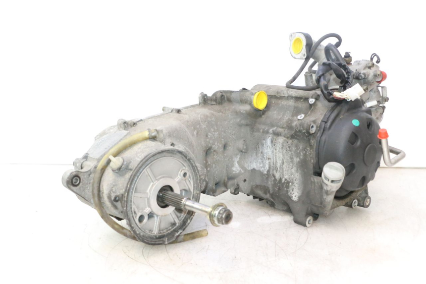 photo de MOTEUR YAMAHA YP MAJESTY 125 (2002 - 2006) - Inspection visuelle