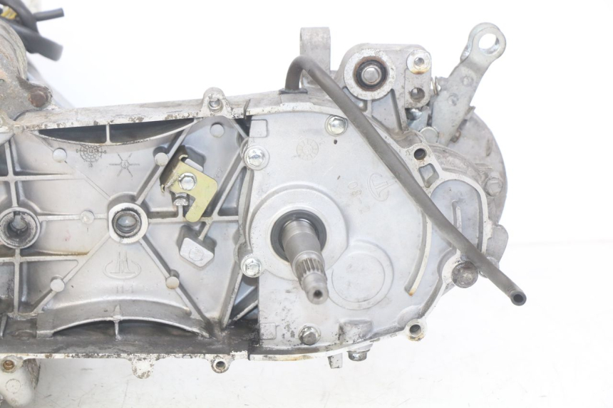 photo de MOTEUR YIYING YY125T 125 (2006 - 2014) - Angle alternatif