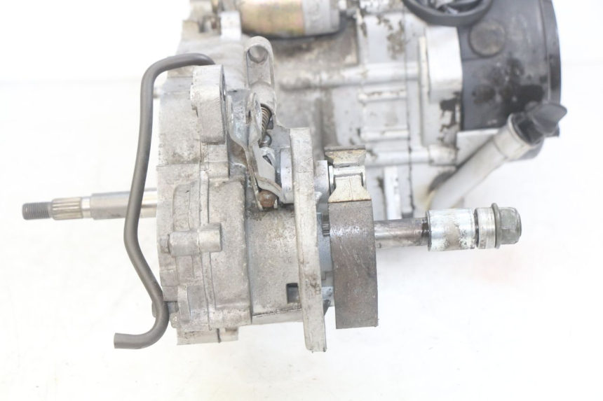 photo de MOTEUR YIYING YY125T 125 (2006 - 2014) - Vue d’ensemble